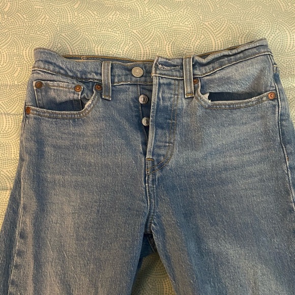 COPY - Levi Wedgie Straight Jeans - Picture 5 of 8